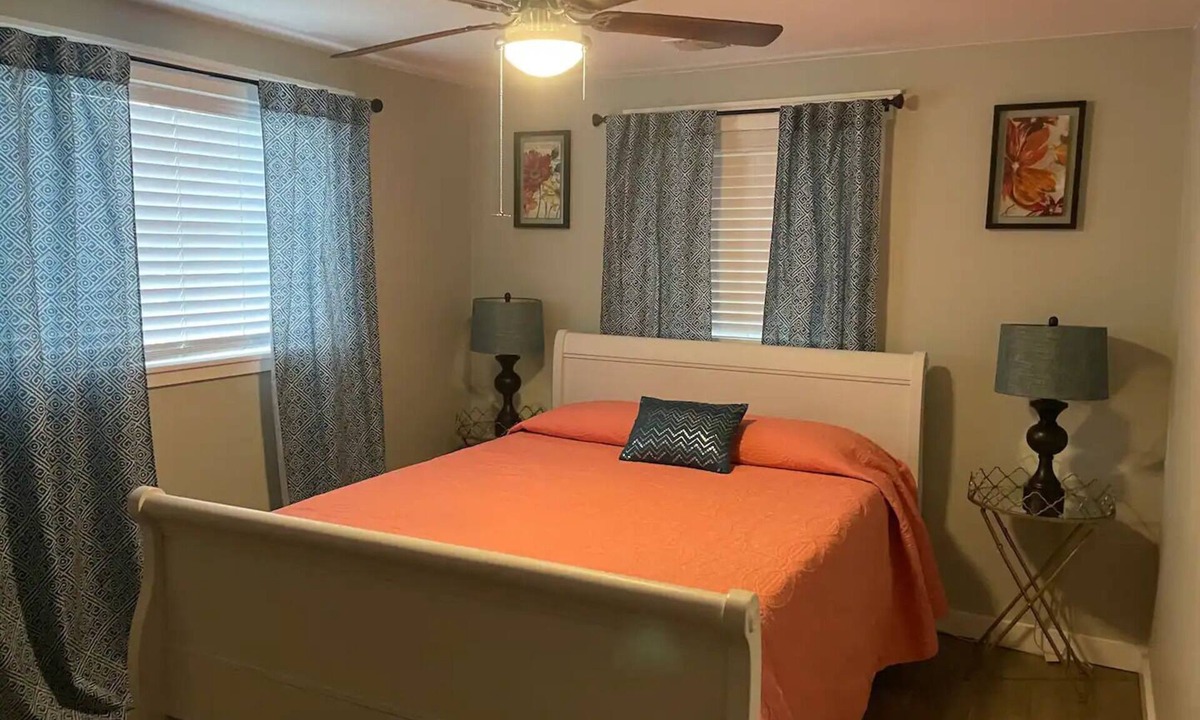 New Port Richey House | 01) Hidden Treasures of Treasure Island NPR