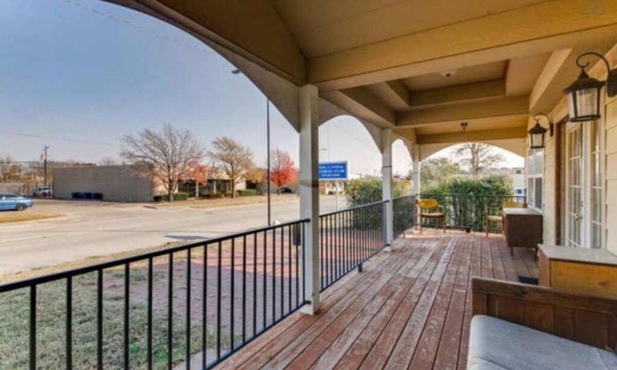 Central Arlington House | 1.2 miles from the Stadium for FIFA, breakfast included