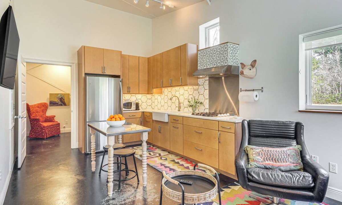 Latimer Apartment | 10 Mi to Biloxi Beach & Casinos! Peaceful Retreat