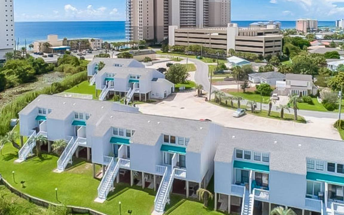 El Centro Beach House | 101 m² House ∙ 2 bedrooms ∙ 4 guests