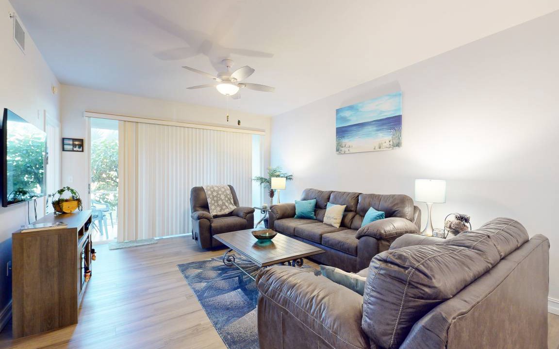 Vanderbilt Beach Condo | 108 m² Condo ∙ 3 bedrooms ∙ 6 guests