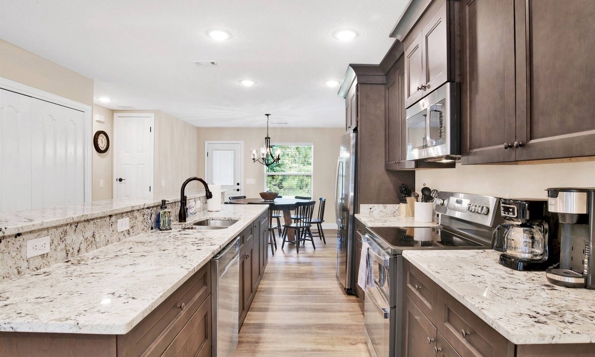 Florida Panhandle House | 11th Ave Country Sage Cottage