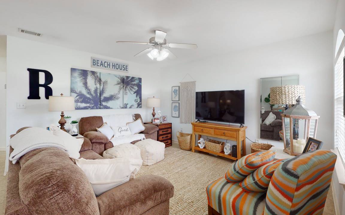 Palms House | 123 m² House ∙ 3 bedrooms ∙ 8 guests