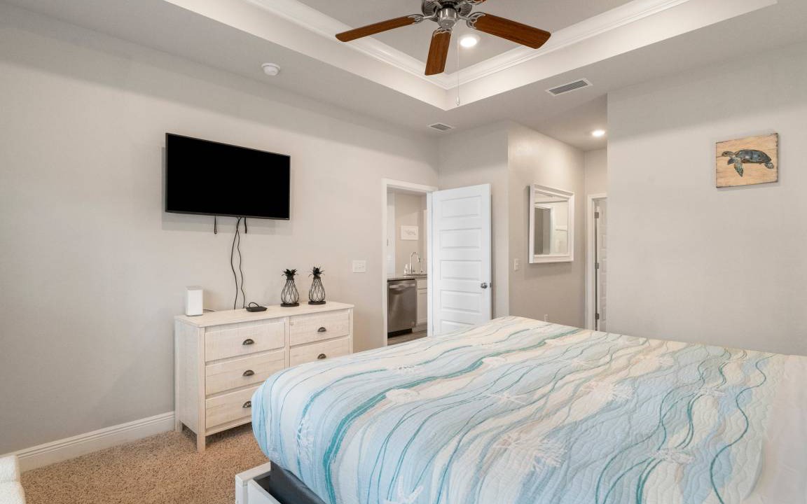 Upper Grand Lagoon House | 151 m² House ∙ 3 bedrooms ∙ 8 guests