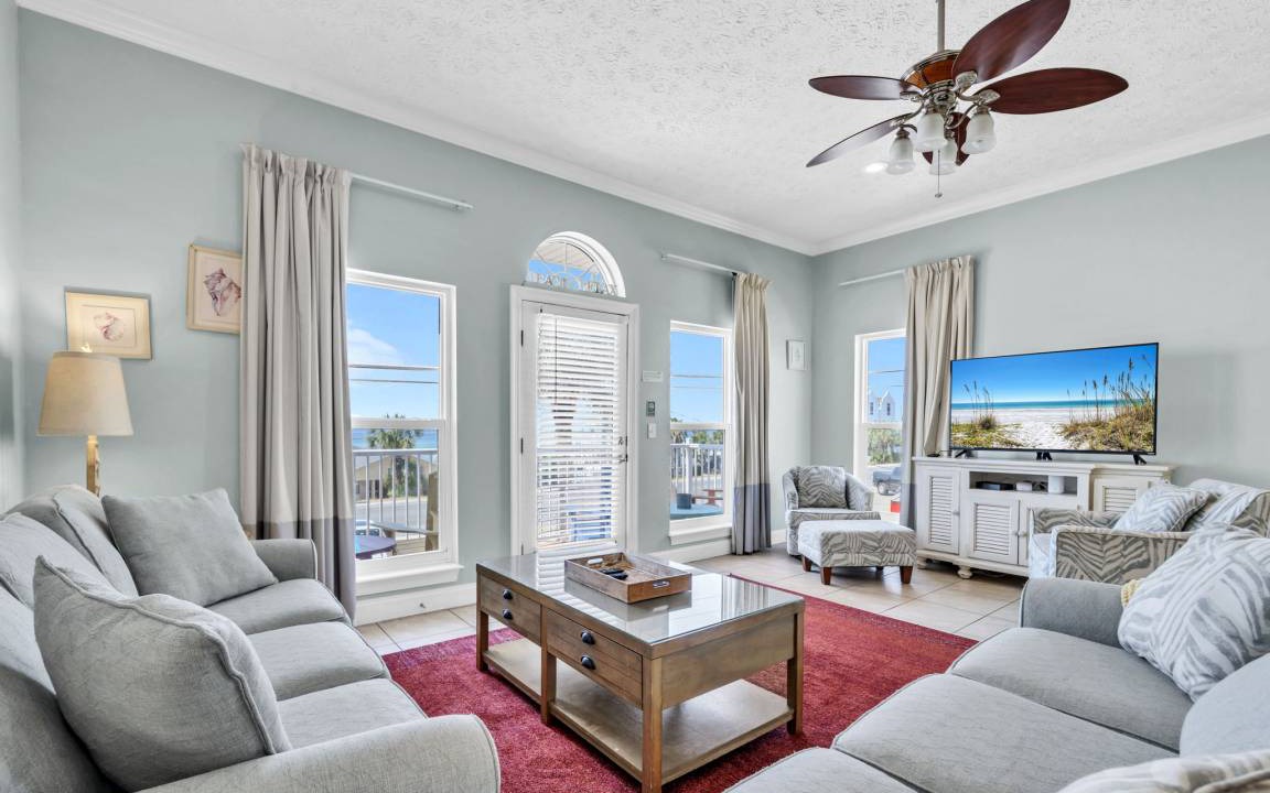 Bahama Beach Condo | 167 m² Condo ∙ 3 bedrooms ∙ 10 guests