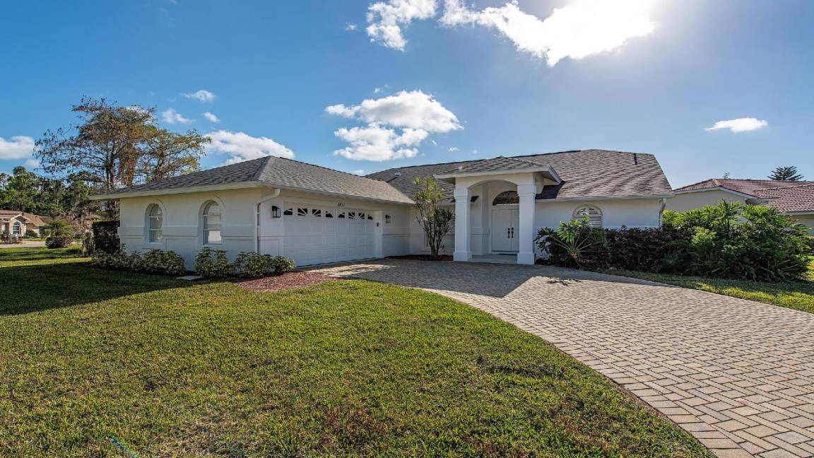 Crown Pointe House | 175 m² House ∙ 3 bedrooms ∙ 6 guests