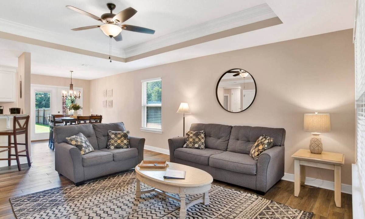 Southeast Pensacola House | 17th C~Tranquil Family Retreat