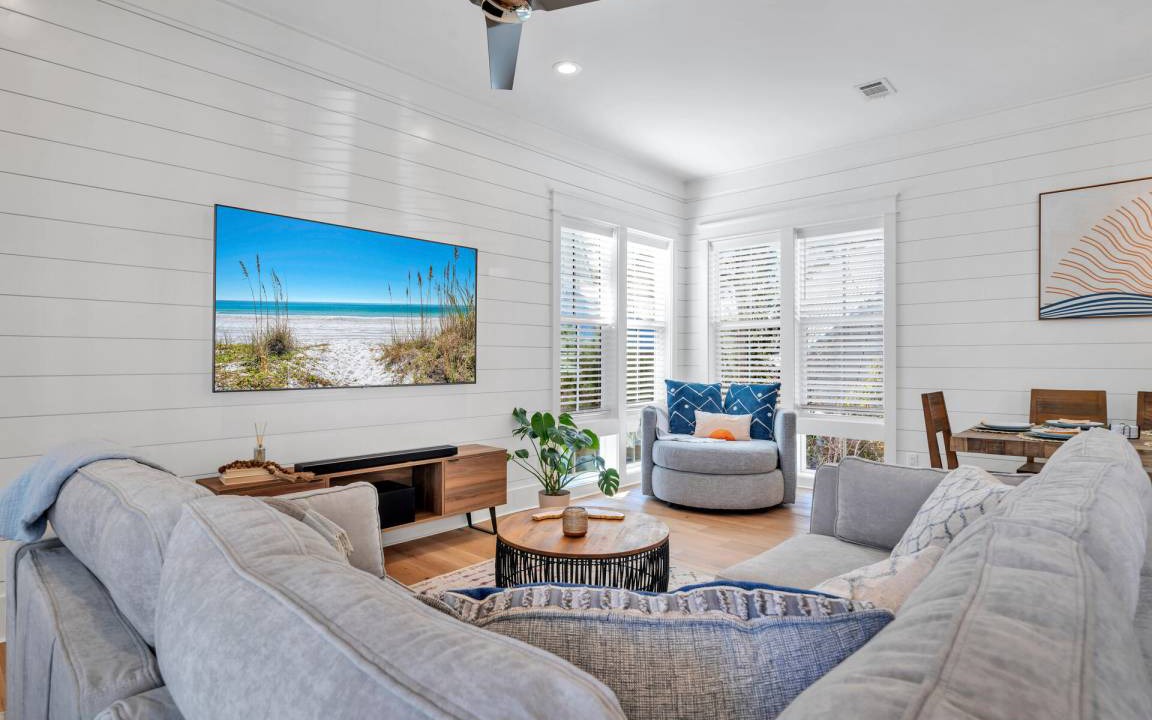 Lakeside at Blue Mountain Beach House | 196 m² House ∙ 3 bedrooms ∙ 10 guests