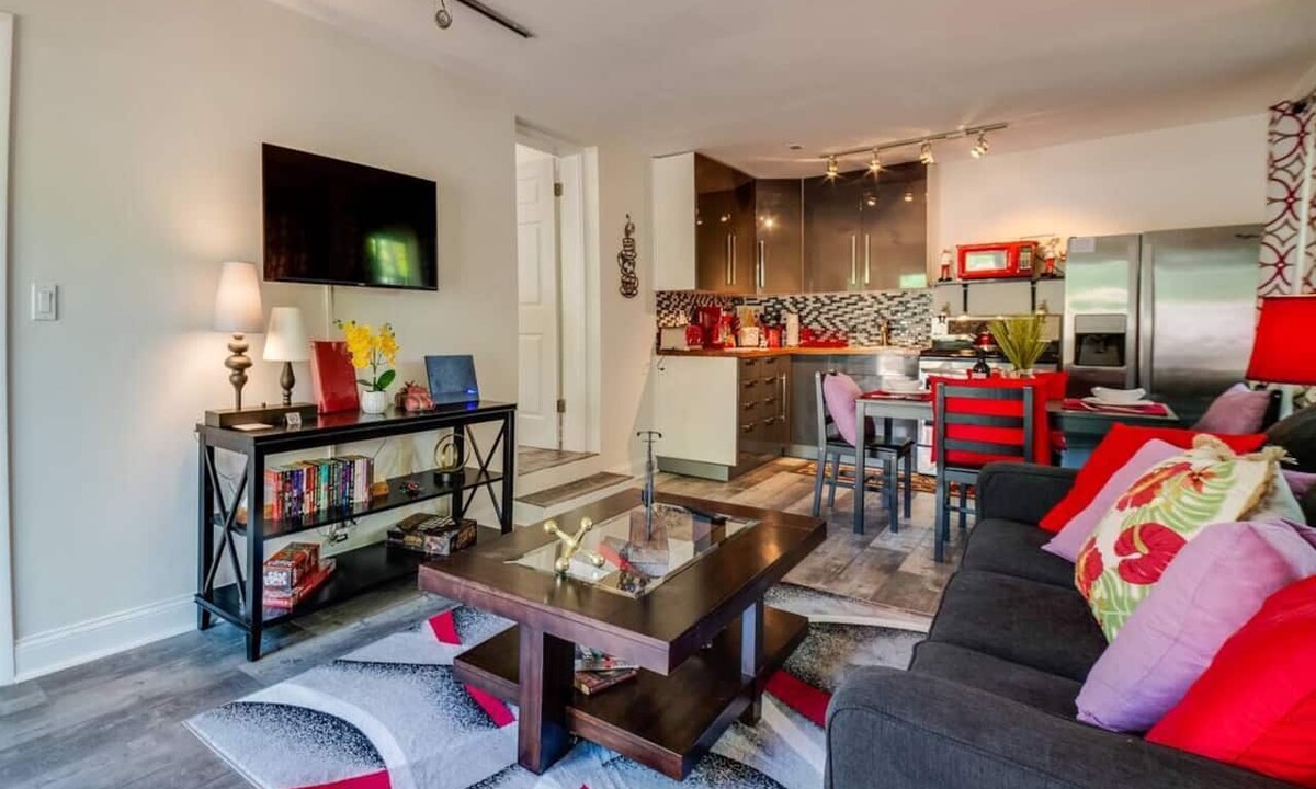 Coral Ridge Apartment | 1BR with Private, Fenced Deck