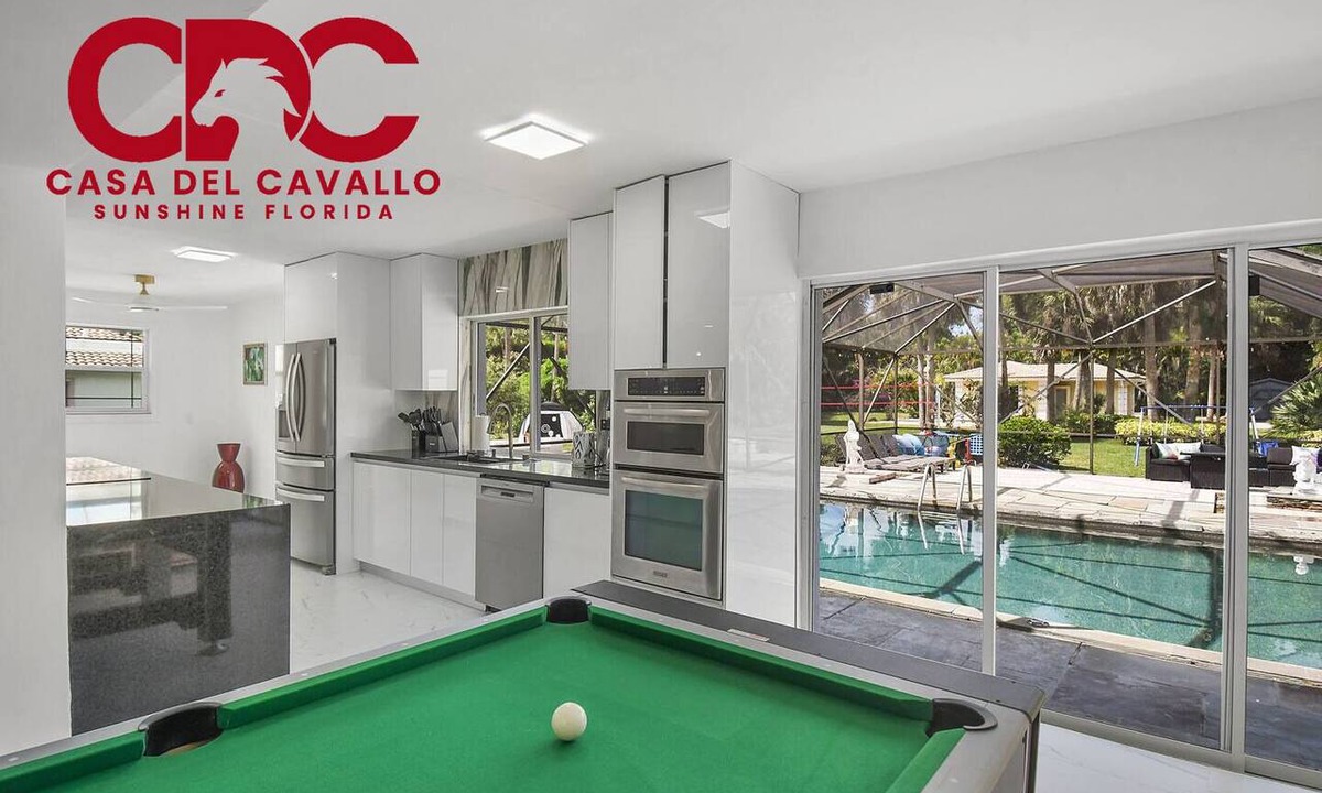 Wellington House | 2 acre for Kids, Pets and Family. Wellington, Fl