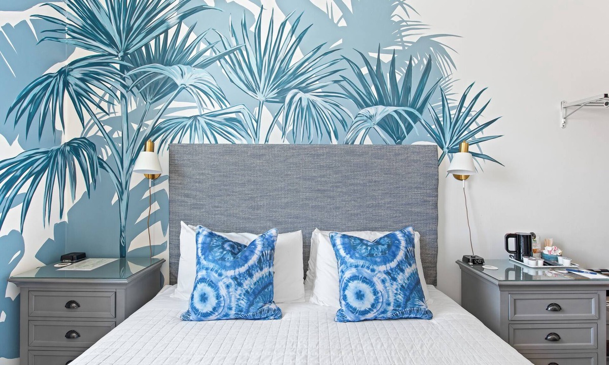 Rosemary Beach Hotel | 202 Rosemary Beach Inn - Includes Beach Chairs & Complimentary Breakfast + Access to 4 Pools