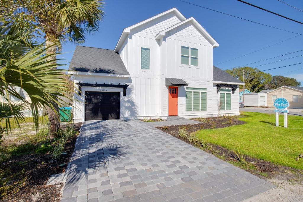Laguna Beach Estates House | 20206 First Ave by Blue Swell