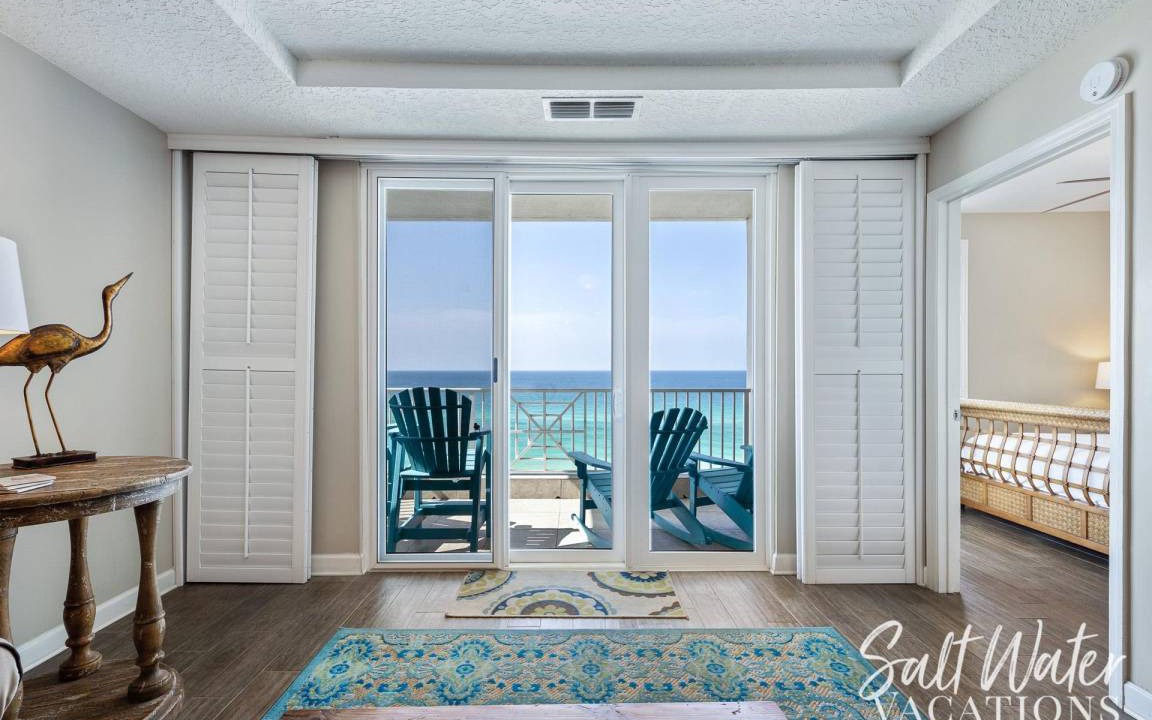 Crystal Beach Condo | 203 m² Condo ∙ 4 bedrooms ∙ 12 guests