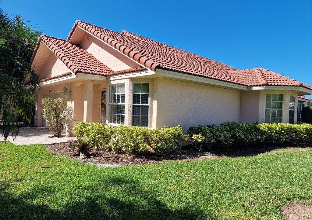 Central Naples Villa | 210 m² Villa ∙ 3 bedrooms ∙ 6 guests