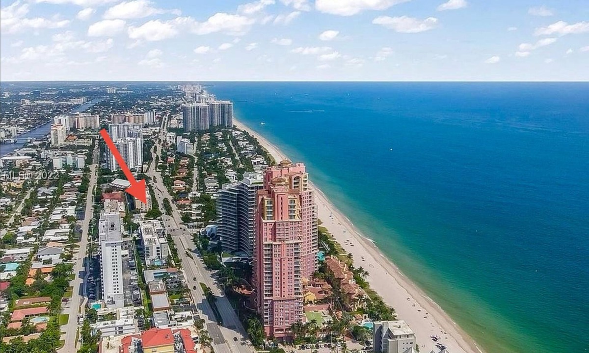 Lauderdale Beach Apartment | 2301/U2-Serene-Beachfront-1-bedroom-apt w/-AC-in-Fort-Lauderdale