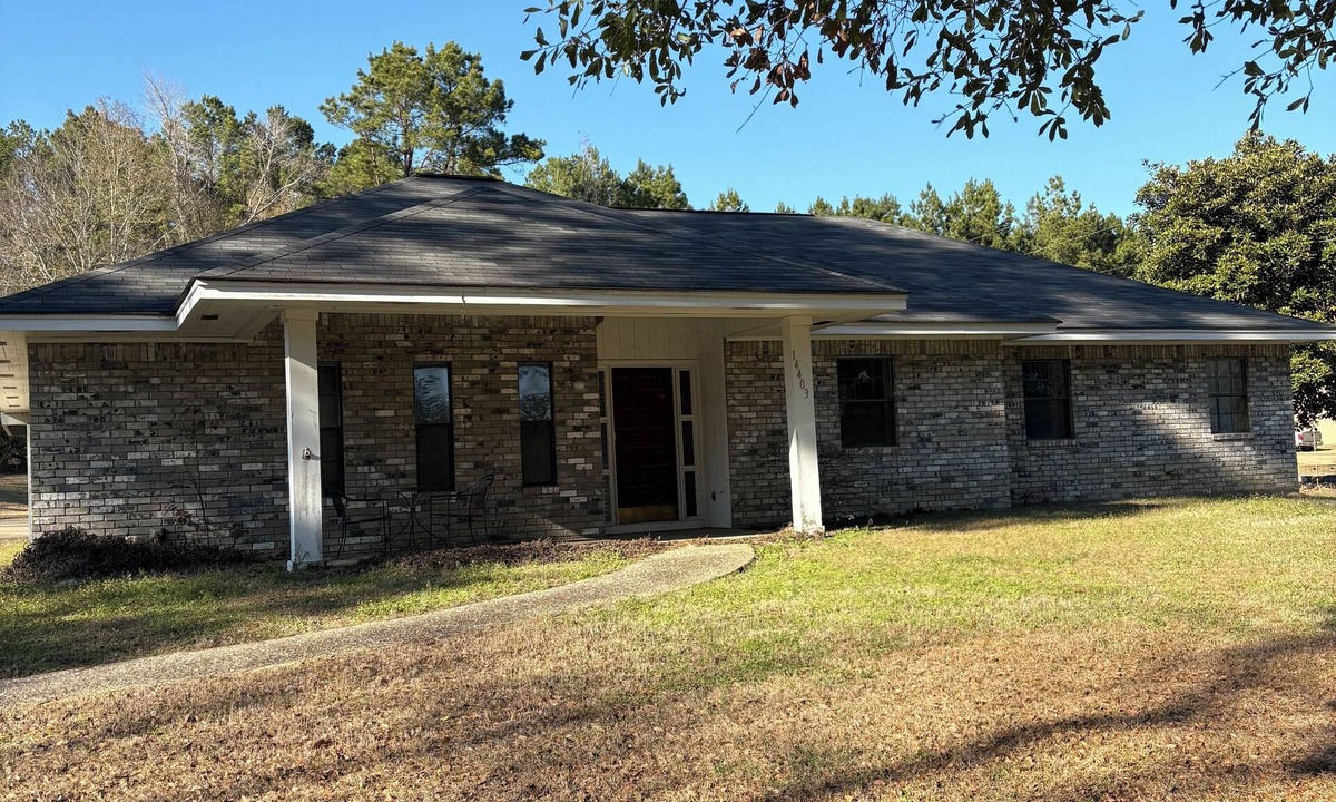 Jasper House | 3-bedroom house in a quiet rural area just outside Jasper.