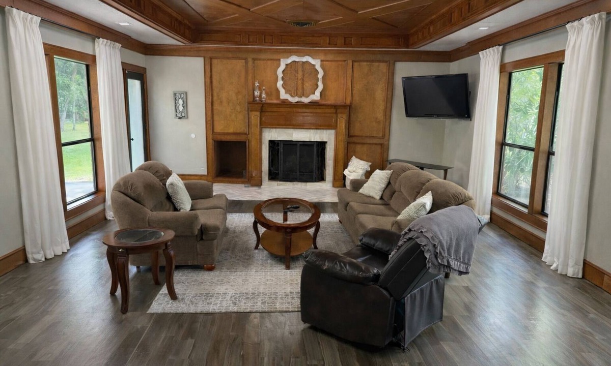 Jasper House | 3-bedroom house in welcoming Jasper with peaceful patio to enjoy your coffee.
