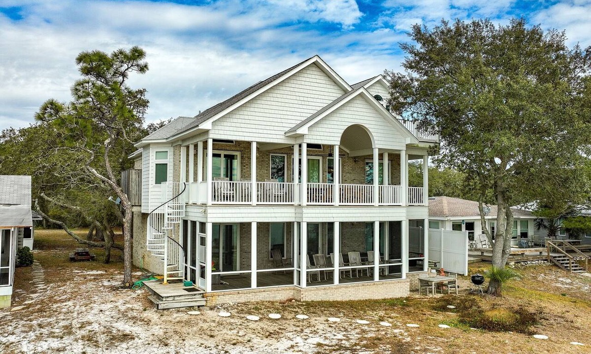 Panacea House | 3-Story Oceanfront Home on St. Teresa Beach | 2 outdoor showers, 2 kitchens