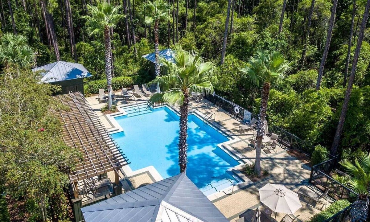 Treetop House | 30A Beach House - Sleeps 18 - 5 Bedrooms - Pool, Walking Trail Free Golf Daily!