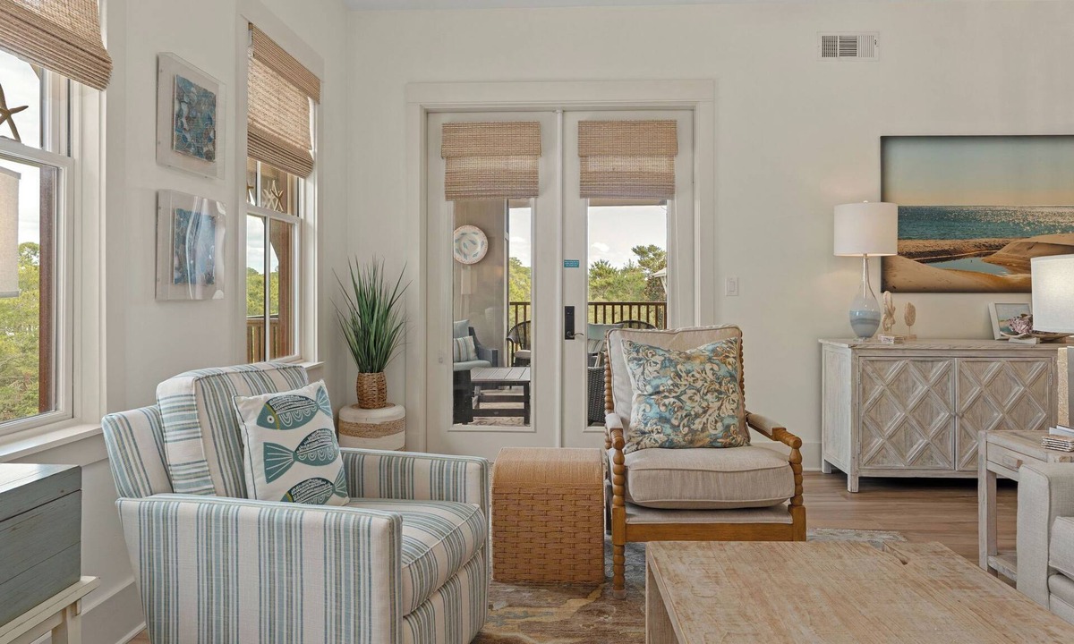 Santa Rosa Beach Cottage | 30A Kinda Day by Avantstay Pool + Private Beach Top Floor Redfish