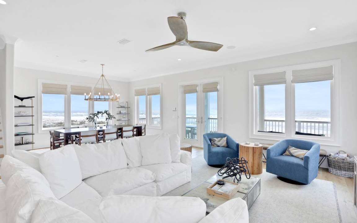 East End House | 315 m² House ∙ 5 bedrooms ∙ 13 guests