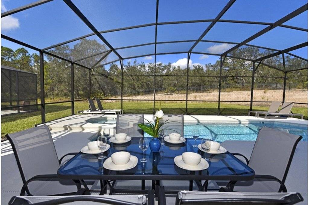 Beach District House | 323 m² House ∙ 6 bedrooms ∙ 12 guests
