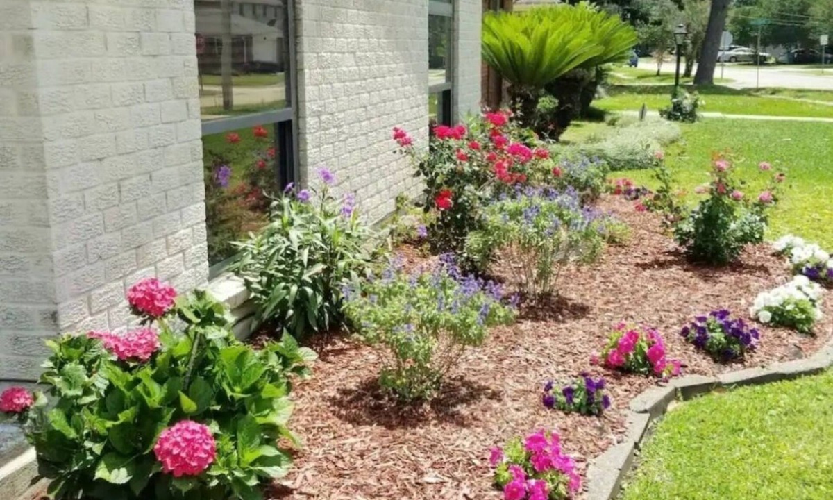Metairie House | 3bd/2ba Spacious Home in Safe Area! Walk to the Lake and Only Minutes from NOLA