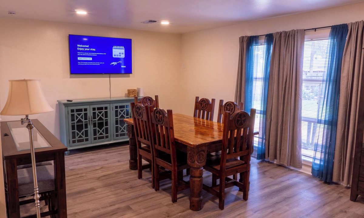 Southeast Houston House | 3Bdrm/Game Room Home/Great Overall Location/5 Min from Hobby Airport