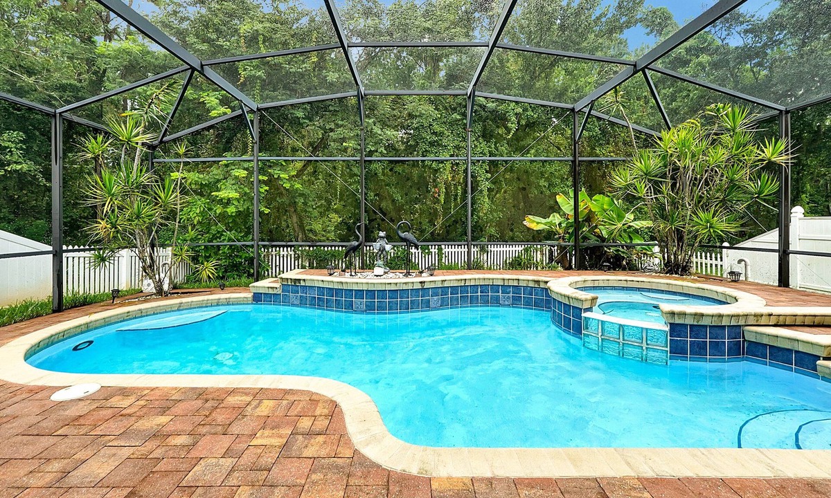Orlando House | 3BR Heated Pool+Spa | Movie Room | Pet-Friendly