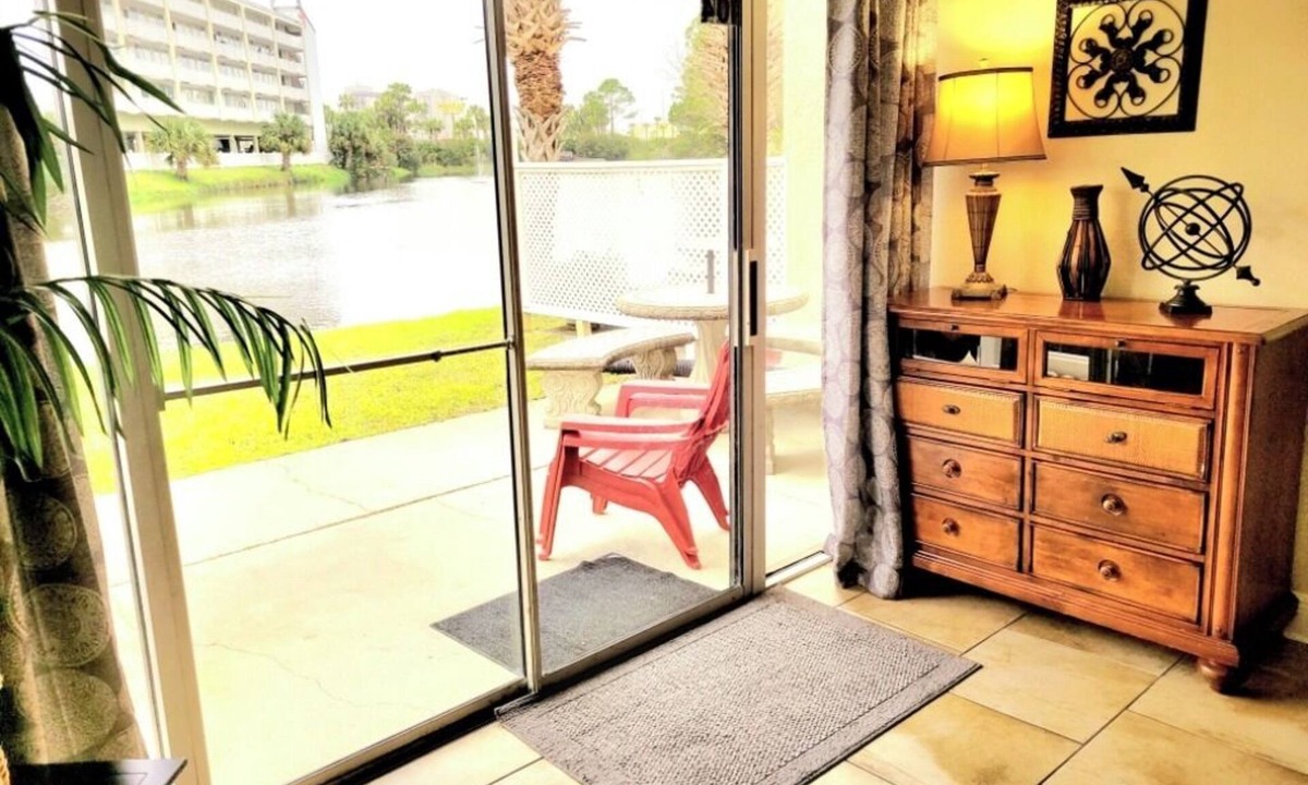 Panama City Beach House | 3rd Townhouse from the beach! Book now! WiFi