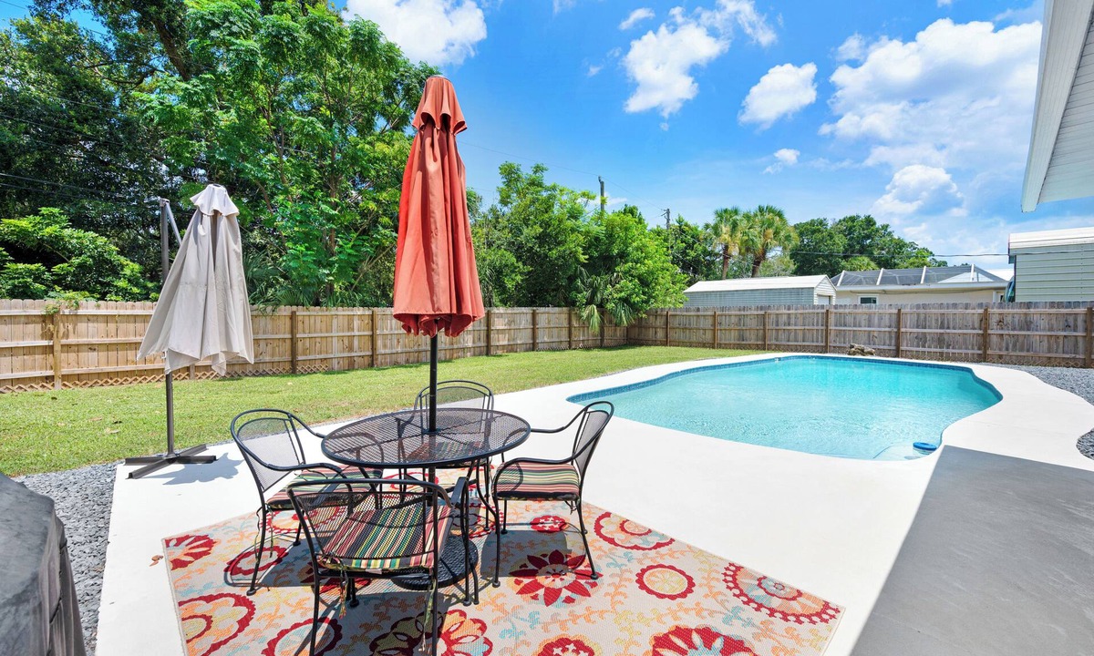 Rockledge House | 4/2 pool home. Close to Cocoa Village, USSSA, Kennedy Space Center, Cocoa Beach