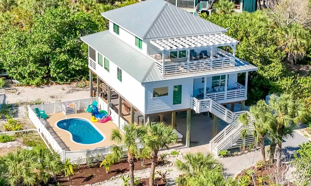 North Captiva House | 4 King Suites - Private Pool + Spa - 2 Carts - Easy Island Escape