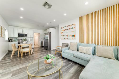North Andrews Gardens House | 4 Mi to Beach: Home w/Patio in Fort Lauderdale!