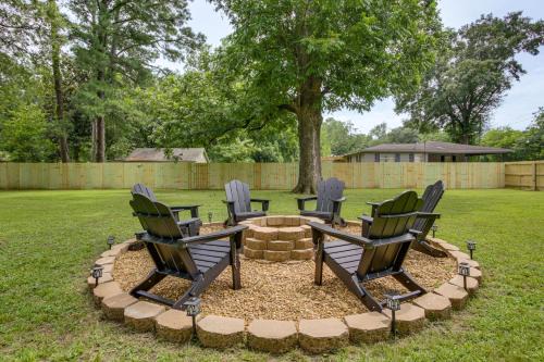 Decatur House | 4 Mi to Dtwn! 'Carolyn's Cottage' in Decatur