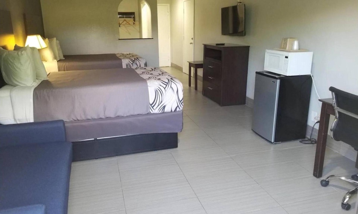 North Shore Hotel | 4 Quiet & Clean Rooms w/Free Parking - Perfect for a Visit to Houston’s East
