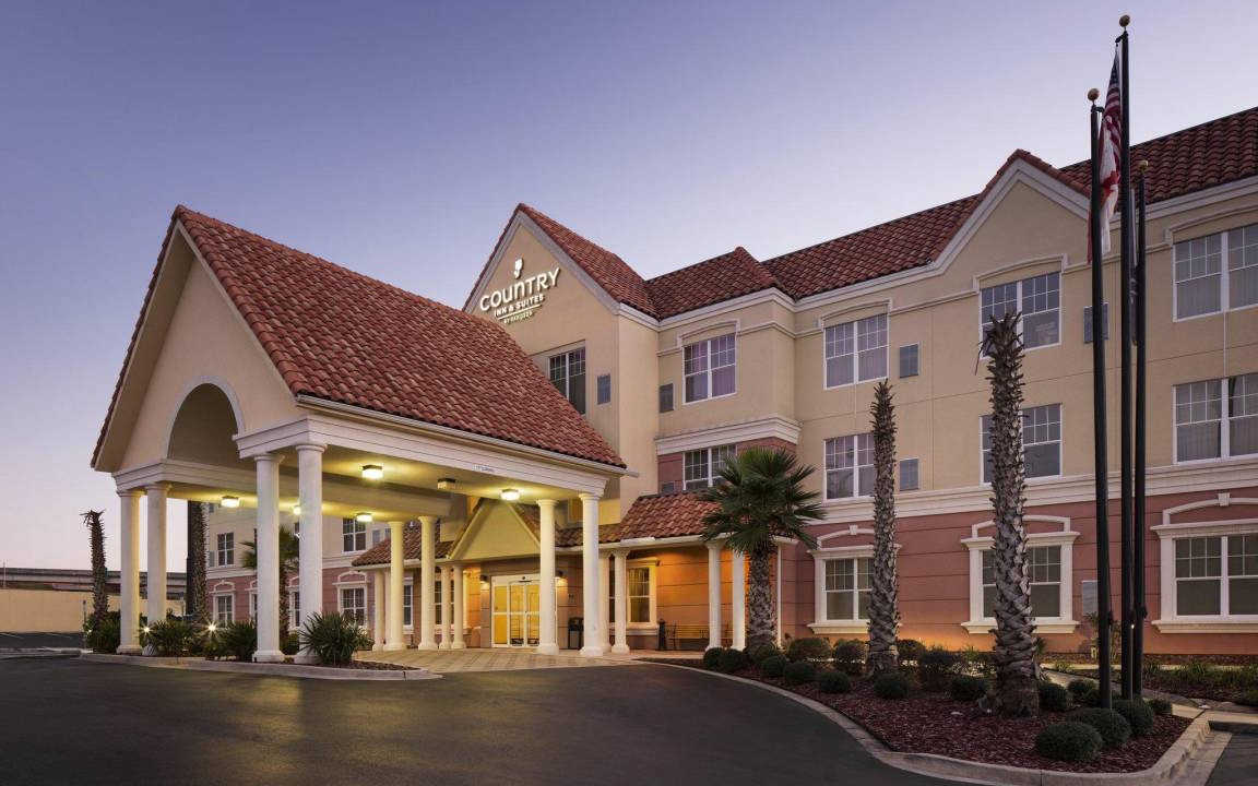 Crestview Hotel | 40 m² Hotel ∙ 127 guests