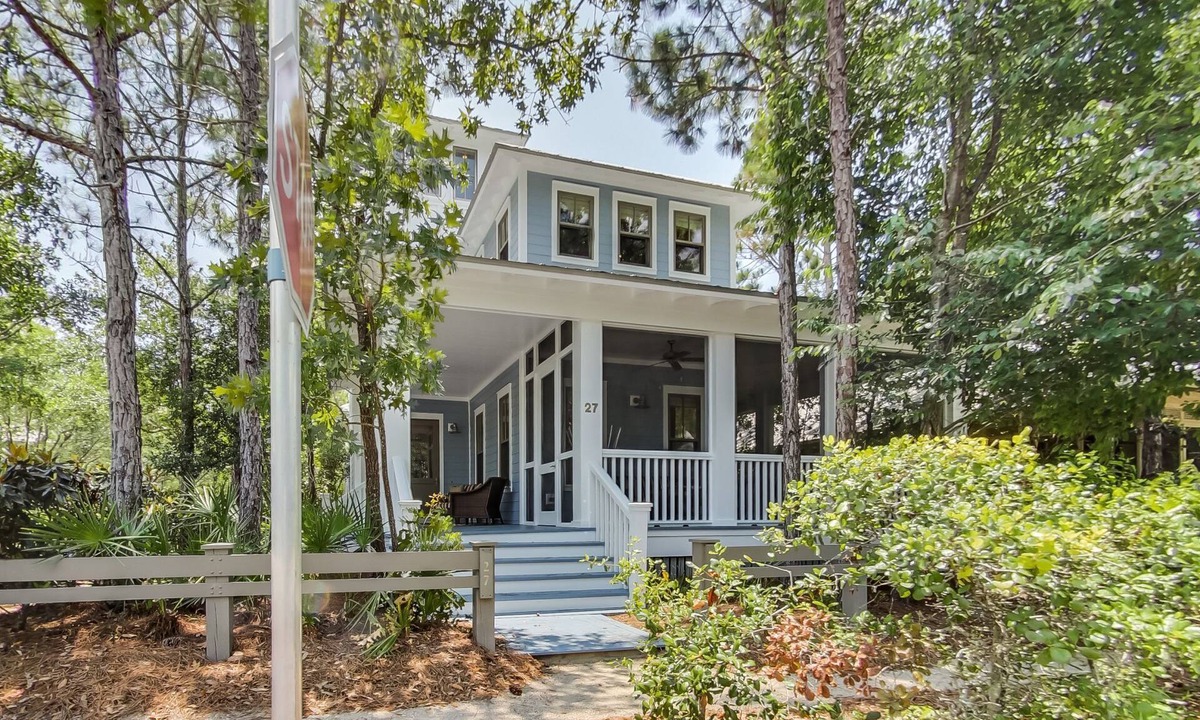 Watercolor House | 400ft to Camp Watercolor with LSV