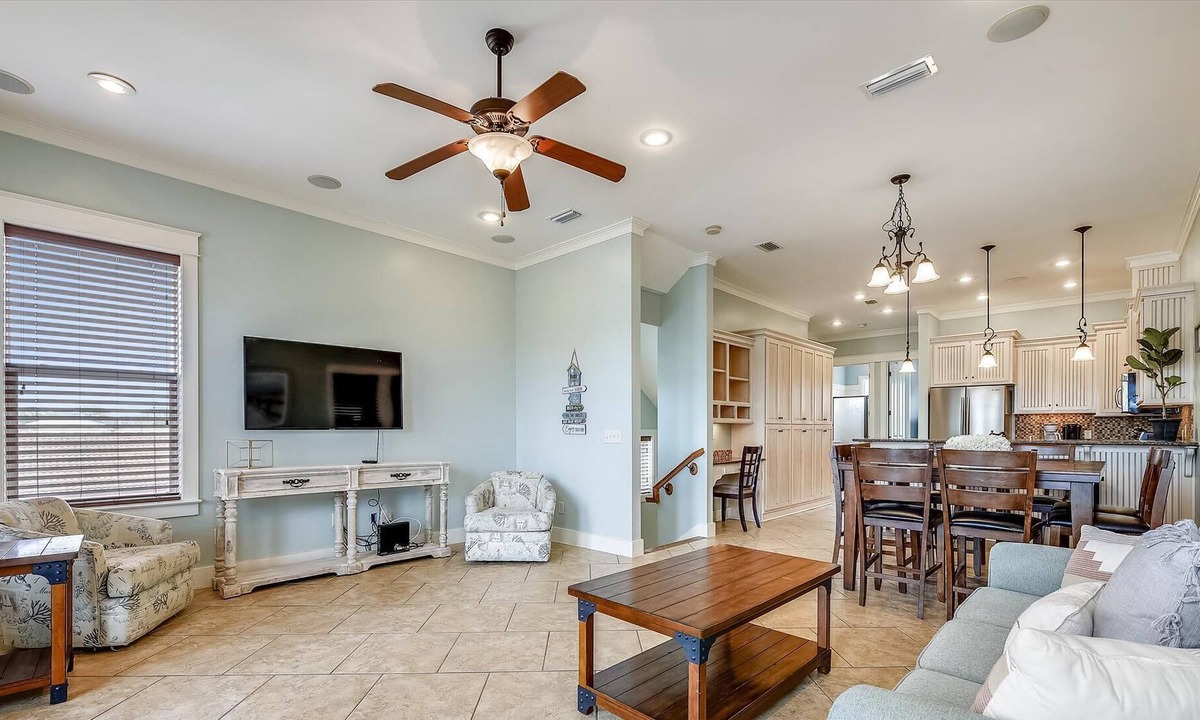 Silver Sands Beach House | 4118 Utes Street - Lazy Beach - 4 Bedroom / 4 Bathroom (Sleeps 13)