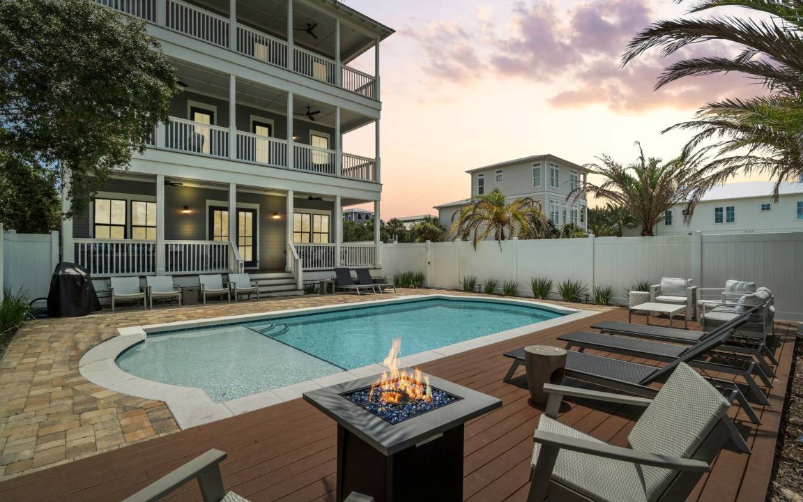 Seacrest House | 436 m² House ∙ 8 bedrooms ∙ 28 guests