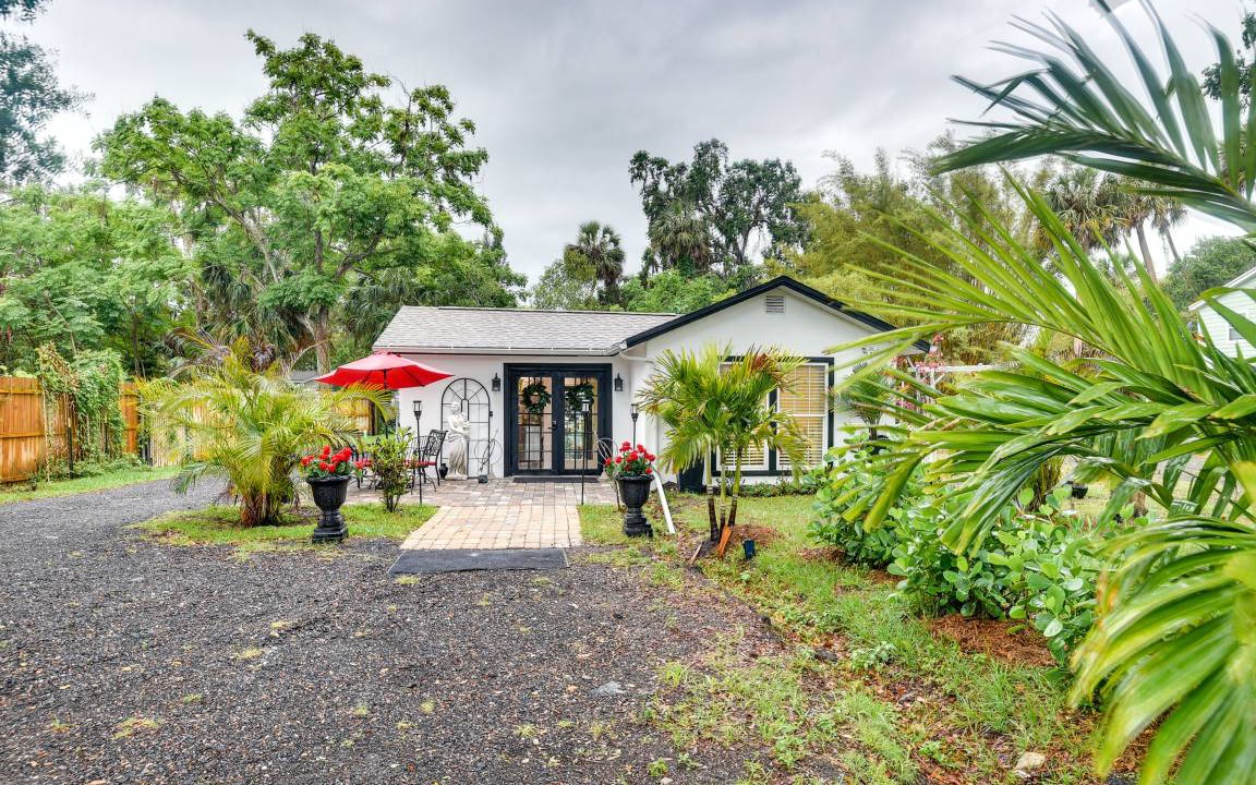New Smyrna Beach Cottage | 46 m² Cabin ∙ 1 bedroom ∙ 4 guests