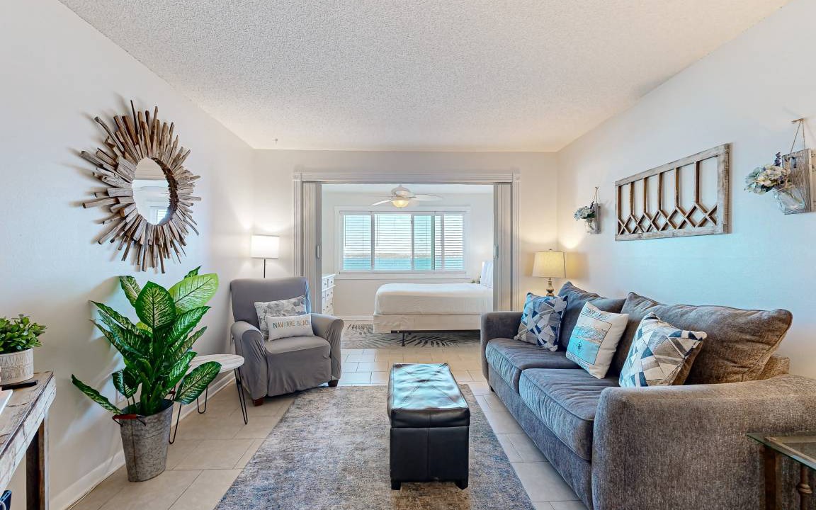 Navarre Beach Hotel | 46 m² Hotel ∙ 4 guests