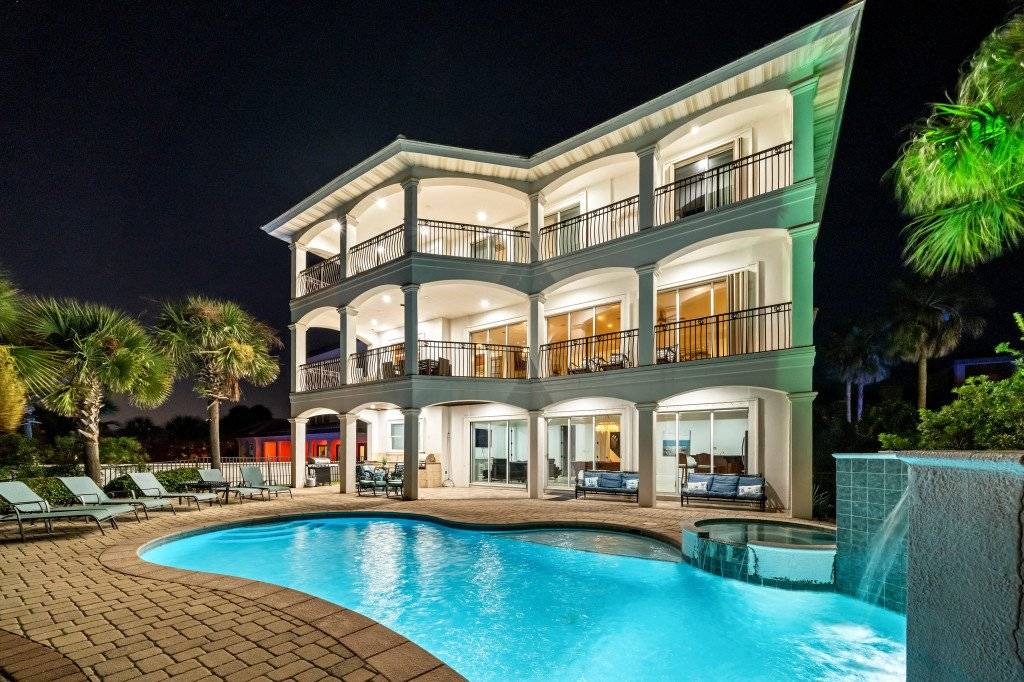 Fort Walton Beach - Destin House | 465 m² House ∙ 6 bedrooms ∙ 24 guests