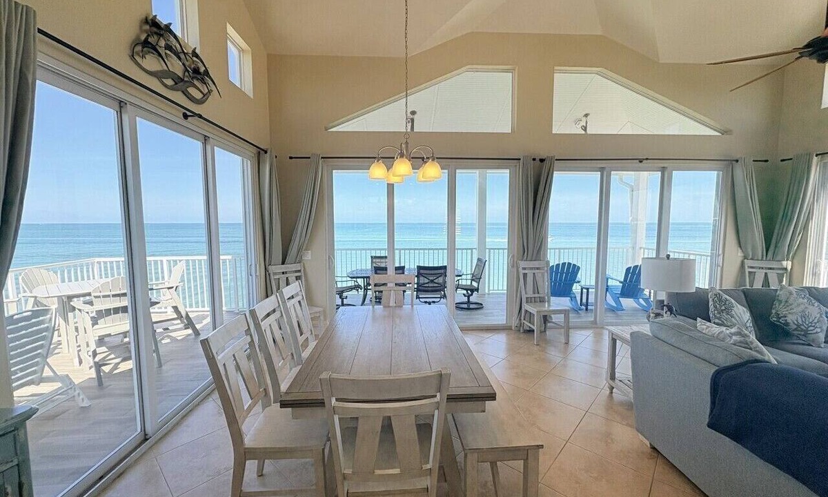 Jose's Hideaway House | 4BR Beachfront Home with Decks and Club Amenities