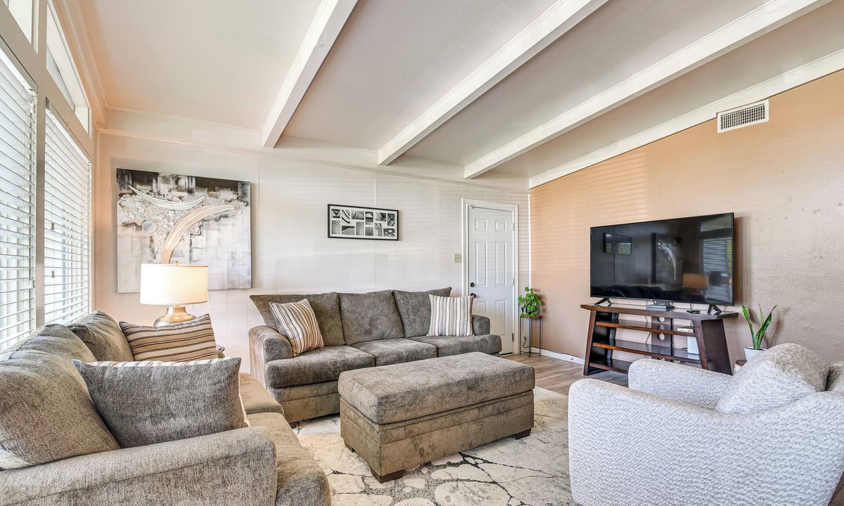 Texas City House | 5 Mi to Texas City Dike & Beach! Family Hideaway