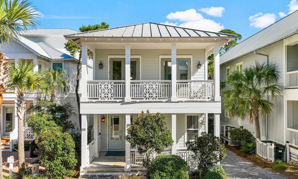 Seacrest Beach House | 5 Star Gorgeous Southern Style Beach house! Great for Families- Bikes included !