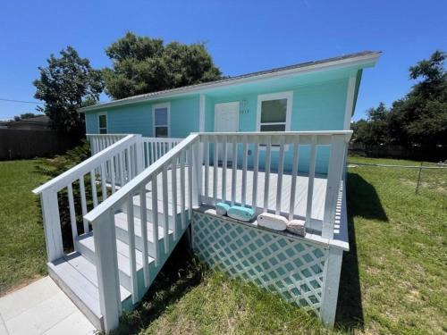 Ono Island House | 5313 Viking