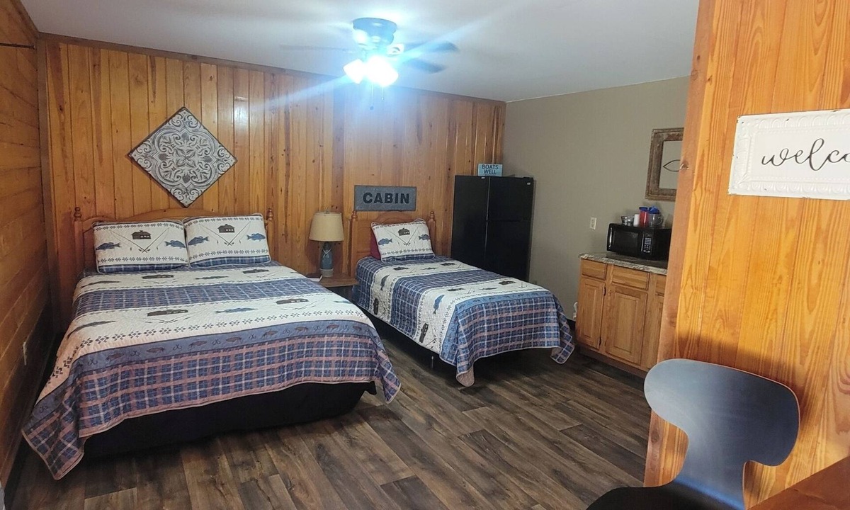 Uncertain Cabin | #6 Lil' Nauti-Uncertain Lodge and Inn