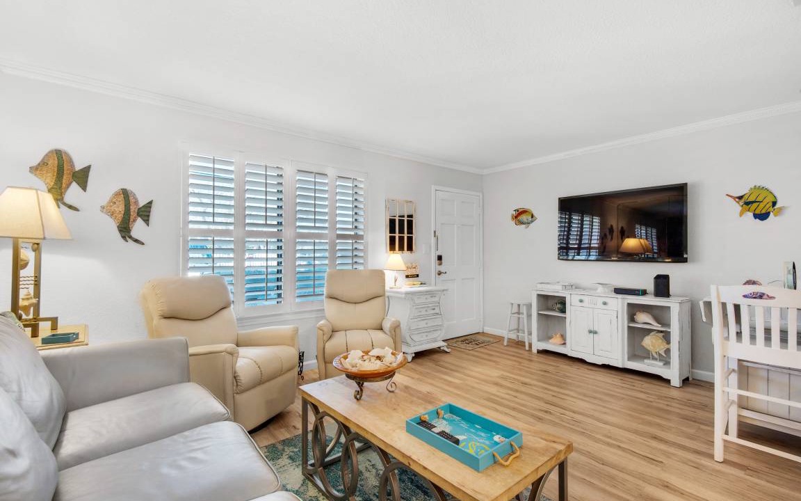 Miramar Beach Condo | 60 m² Condo ∙ 1 bedroom ∙ 4 guests