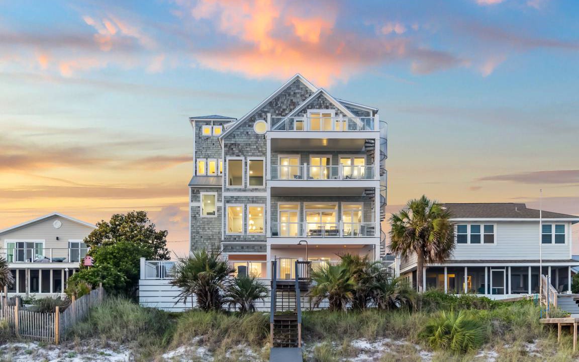 Kiska Beach House | 676 m² House ∙ 9 bedrooms ∙ 36 guests