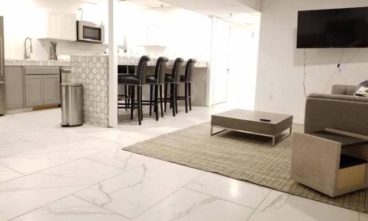 Seabrook Apartment | 7 BR-Sleeps 15! Famous Lakefront by YouRent!